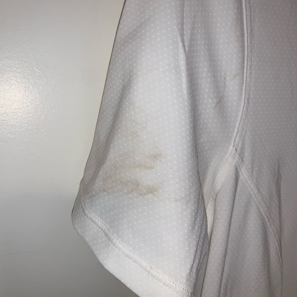 Women’s Lululemon shirt - Picture 3 of 4